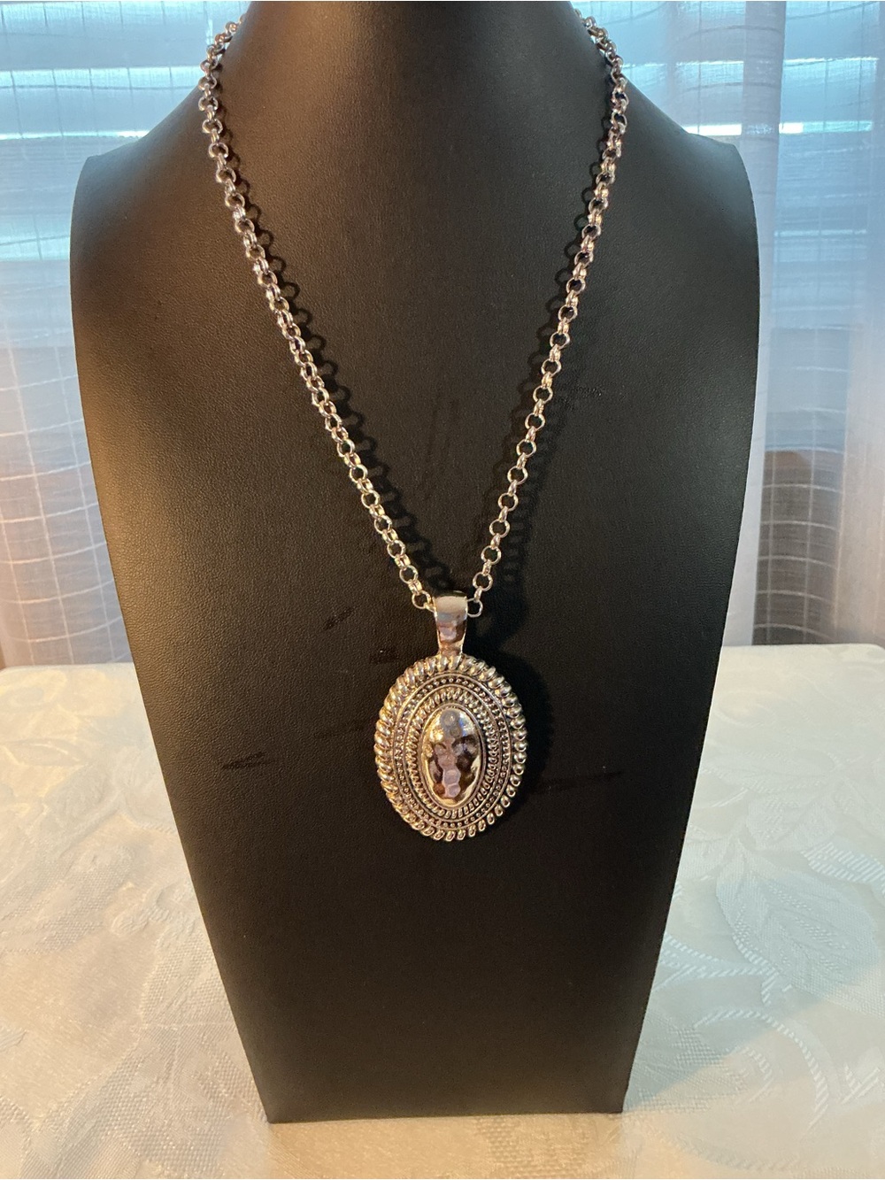 Oval Hammered Medallion Antique Silver Tone Pendant Necklace
